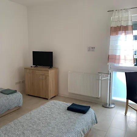 Apartment Lumen Boardinghouse - Stuttgart - Ludwigsburg, Monteur- Und Handwerkerwohnungen Fuer 2-6 Personen *